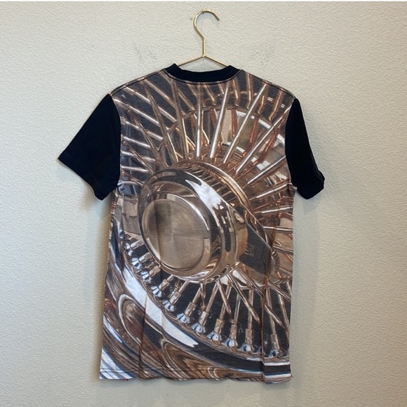 NEW BEST Breezy Excursion Spinners Rims Graphic Tee Size Small - Picture 6 of 6